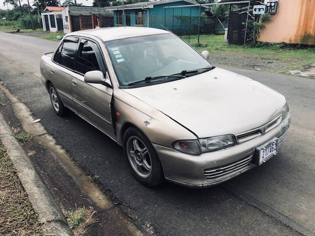 Mitsubishi lancer 1994